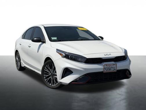 Snow White Pearl 2023 Kia Forte GT-Line