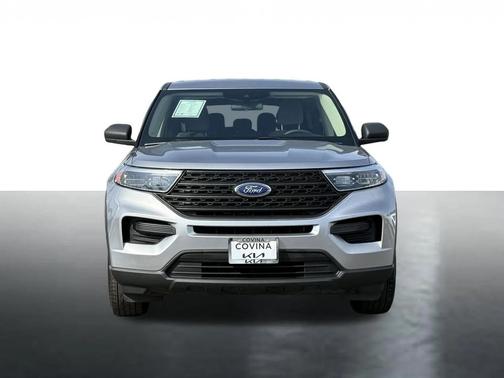Iconic Silver Metallic 2022 Ford Explorer Base