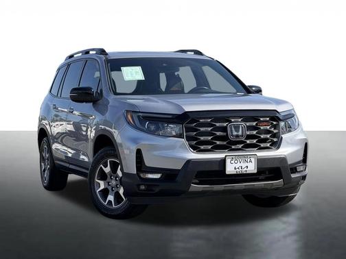 Lunar Silver Metallic 2022 Honda Passport AWD TrailSport