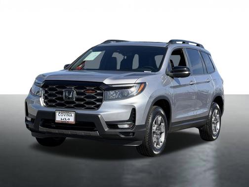 Lunar Silver Metallic 2022 Honda Passport AWD TrailSport