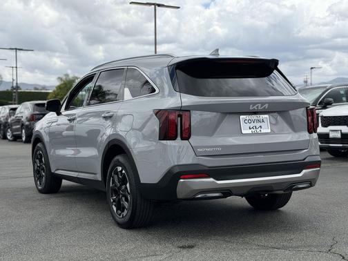 Wolf Gray 2024 Kia Sorento S