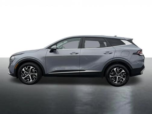 Everlasting Silver 2025 Kia Sportage EX