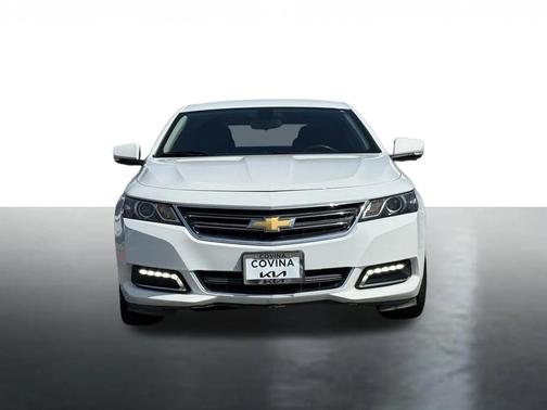 Summit White 2019 Chevrolet Impala 1LT