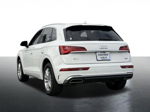 Ibis White 2023 Audi Q5 45 S line Premium