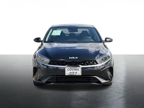 Aurora Black 2023 Kia Forte LXS