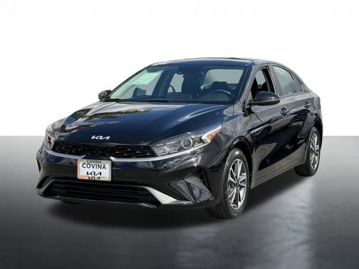 Aurora Black 2023 Kia Forte LXS