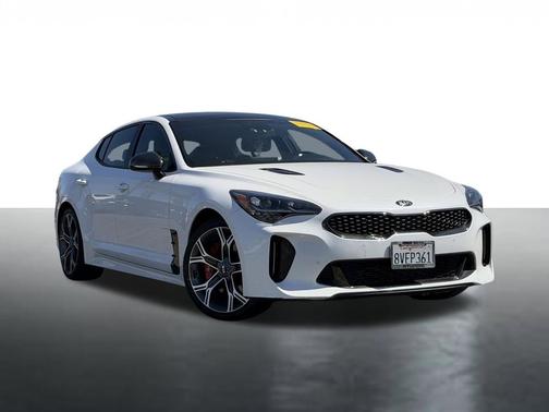 Snow White Pearl 2021 Kia Stinger GT1