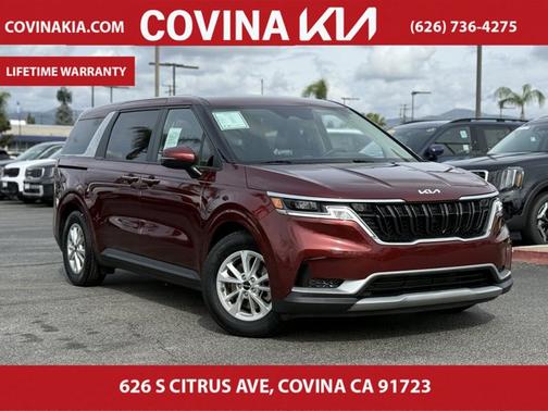 2024 Kia Carnival LX