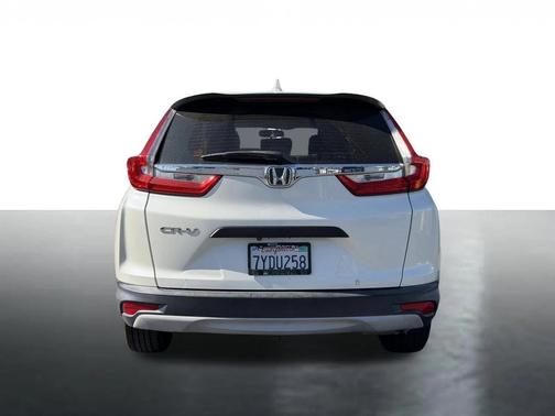 White Diamond Pearl 2017 Honda CR-V LX