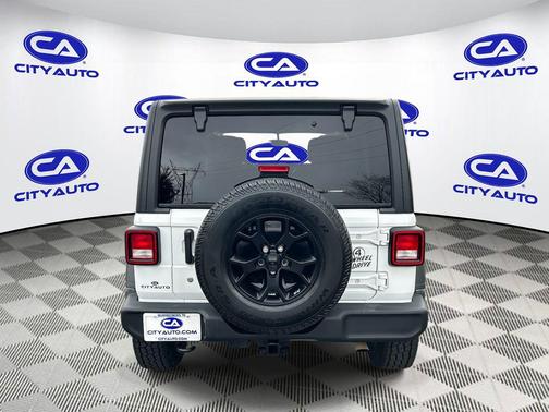 Bright White Clearcoat 2020 Jeep Wrangler Unlimited Willys 4x4