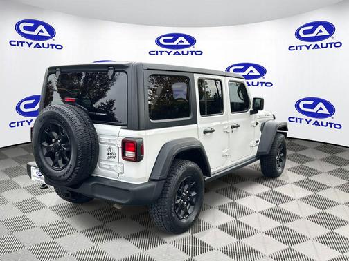 Bright White Clearcoat 2020 Jeep Wrangler Unlimited Willys 4x4