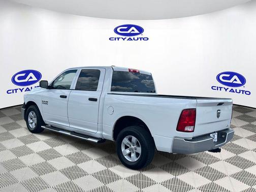 Bright White Clearcoat 2018 RAM 1500 Tradesman