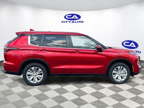 Red Diamond 2026 Mitsubishi Outlander ES S-AWC