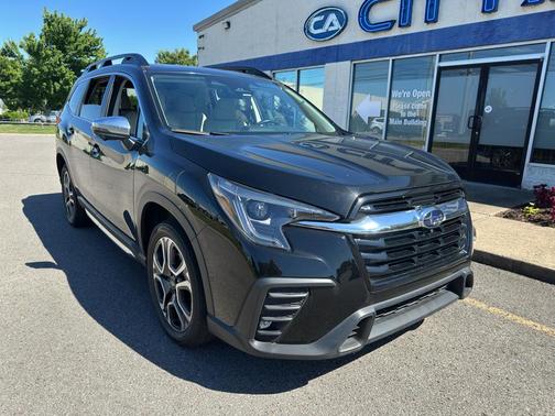 Crystal Black Silica 2023 Subaru Ascent Limited 7-Passenger