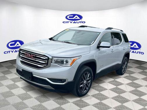 Quicksilver Metallic 2019 GMC Acadia SLT-1