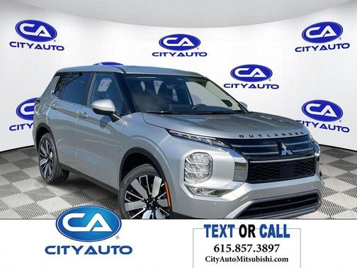 Alloy Silver Metallic 2025 Mitsubishi Outlander SE 2.5 2WD