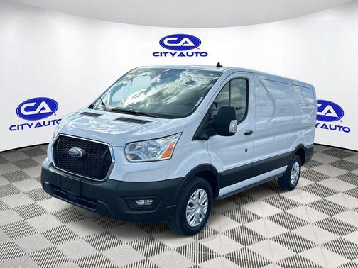 Oxford White 2022 Ford Transit-250 Base