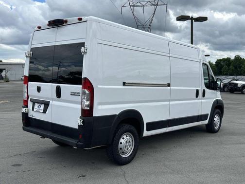 Bright White Clearcoat 2023 RAM ProMaster 2500 High Roof
