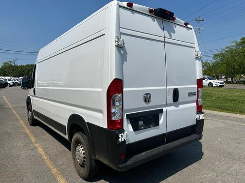Bright White Clearcoat 2024 RAM ProMaster 2500 Tradesman