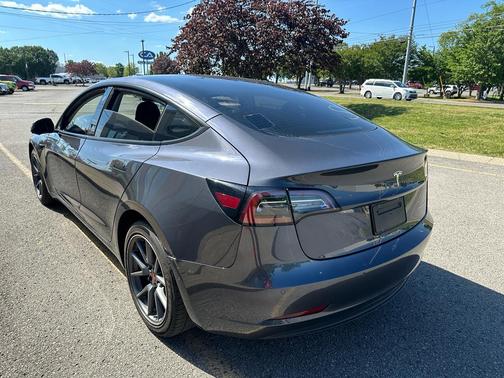 Midnight Silver Metallic 2021 Tesla Model 3 Long Range