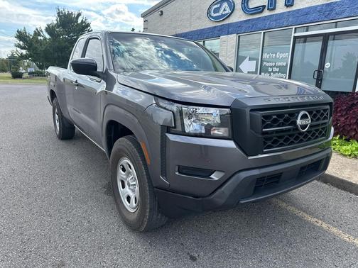 Gun Metallic 2022 Nissan Frontier S