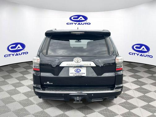 Midnight Black Metallic 2018 Toyota 4Runner Limited