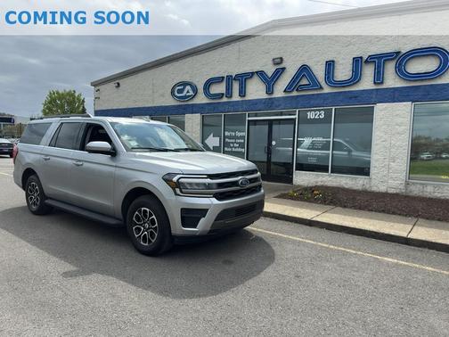 Iconic Silver Metallic 2024 Ford Expedition Max XLT