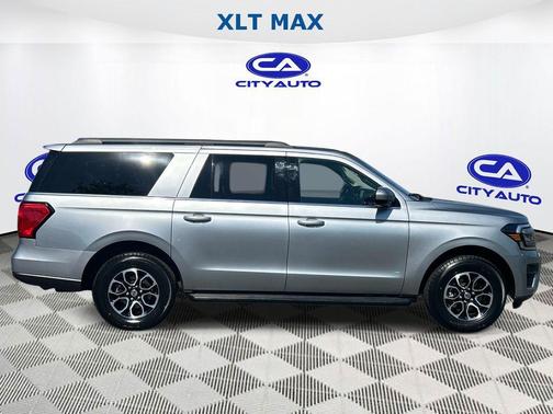 Iconic Silver Metallic 2024 Ford Expedition Max XLT