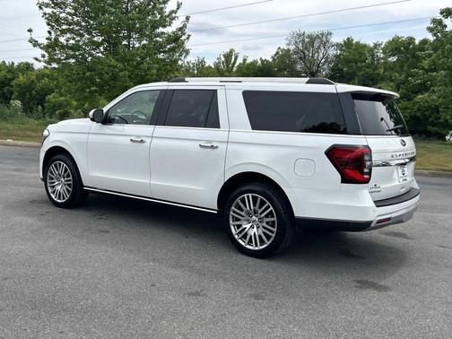 Star White Metallic Tri-Coat 2022 Ford Expedition Max Limited