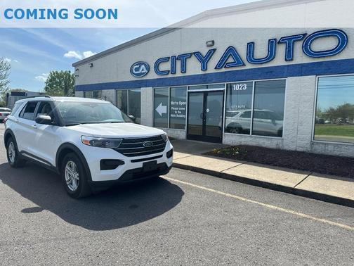 Oxford White 2022 Ford Explorer XLT