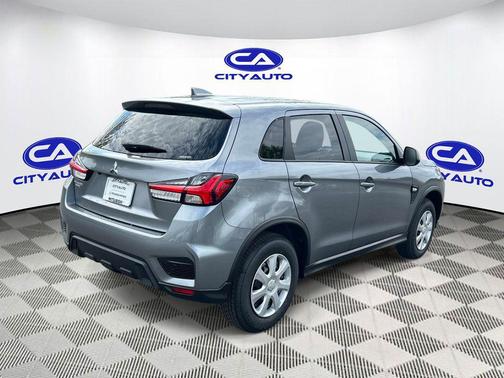 Mercury Gray Metallic 2026 Mitsubishi Outlander Sport 2.0 S