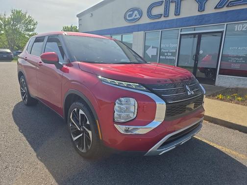 Red Diamond 2024 Mitsubishi Outlander SE Black Edition S-AWC