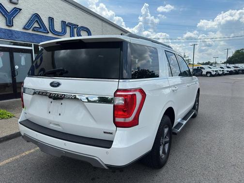 Star White Metallic Tri-Coat 2021 Ford Expedition XLT