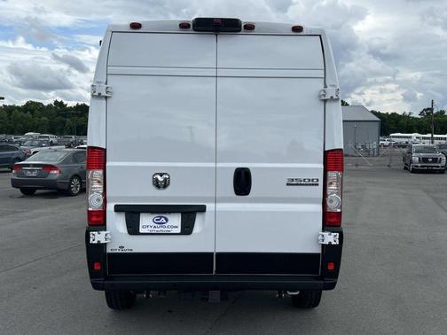 Bright White Clearcoat 2026 RAM ProMaster 3500 High Roof