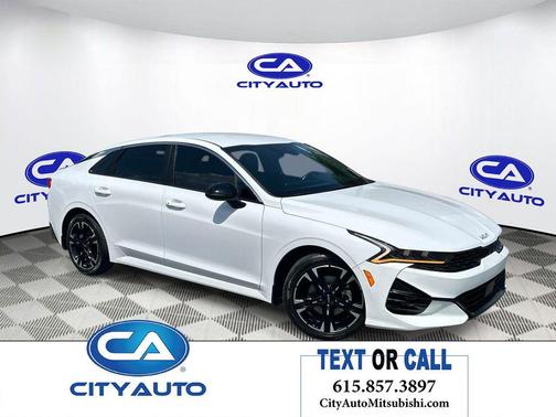 Glacial White Pearl 2024 Kia K5 GT-Line