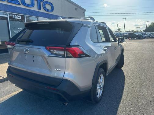 Silver Sky Metallic 2020 Toyota RAV4 XLE
