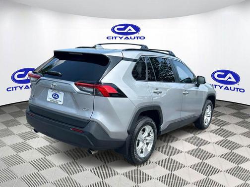 Silver Sky Metallic 2020 Toyota RAV4 XLE