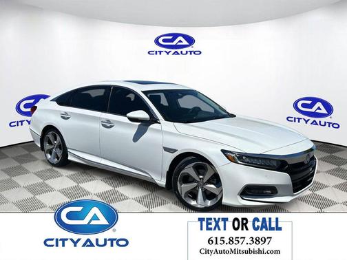 Platinum White Pearl 2018 Honda Accord Touring
