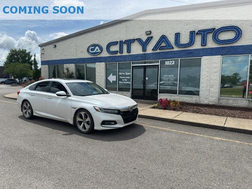 Platinum White Pearl 2018 Honda Accord Touring