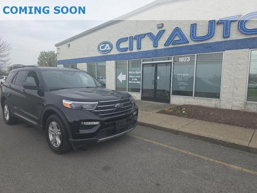 Agate Black Metallic 2023 Ford Explorer XLT
