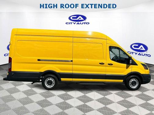 School Bus Yellow 2021 Ford Transit-250 Base