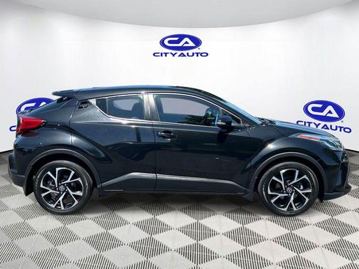 Black Sand Pearl 2022 Toyota C-HR XLE