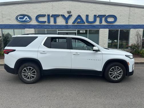 Summit White 2023 Chevrolet Traverse LT Leather