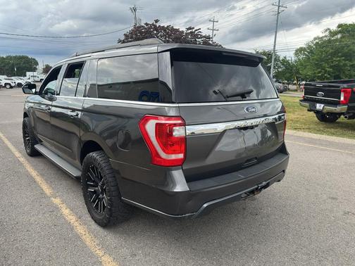 Magnetic Metallic 2018 Ford Expedition Max XL