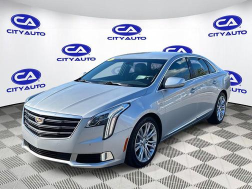 Radiant Silver Metallic 2018 Cadillac XTS Luxury