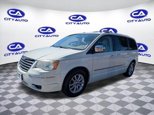 2010 Chrysler Town & Country Limited
