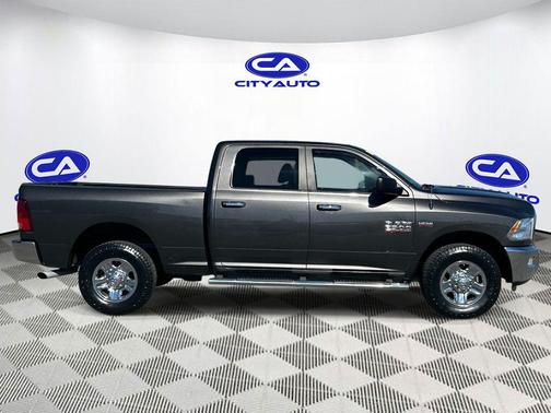 Granite Crystal Metallic Clearcoat 2017 RAM 2500 SLT Crew Cab 4x2 6'4' Box