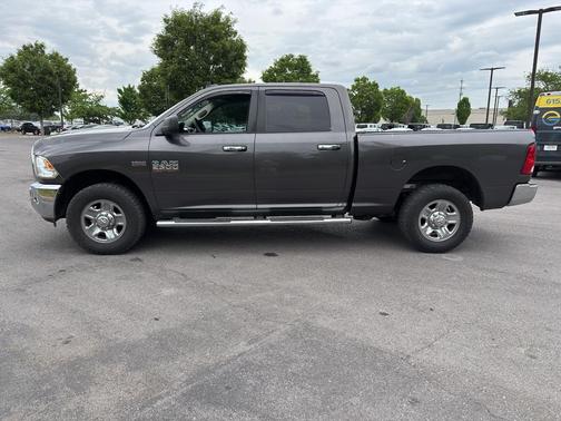 Granite Crystal Metallic Clearcoat 2017 RAM 2500 SLT Crew Cab 4x2 6'4' Box