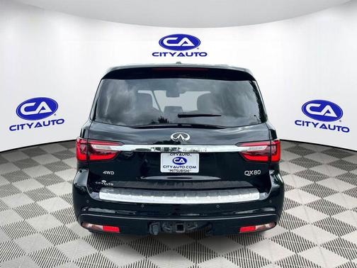 Black Obsidian 2022 INFINITI QX80 Luxe