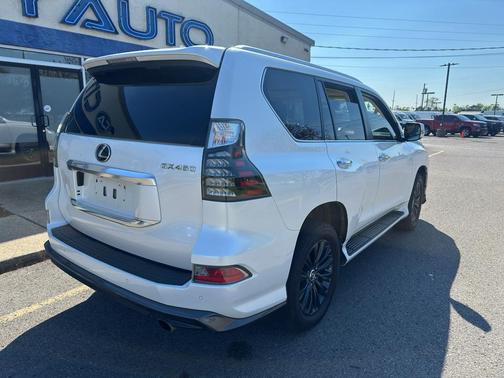 Eminent White Pearl 2023 Lexus GX 460 Luxury